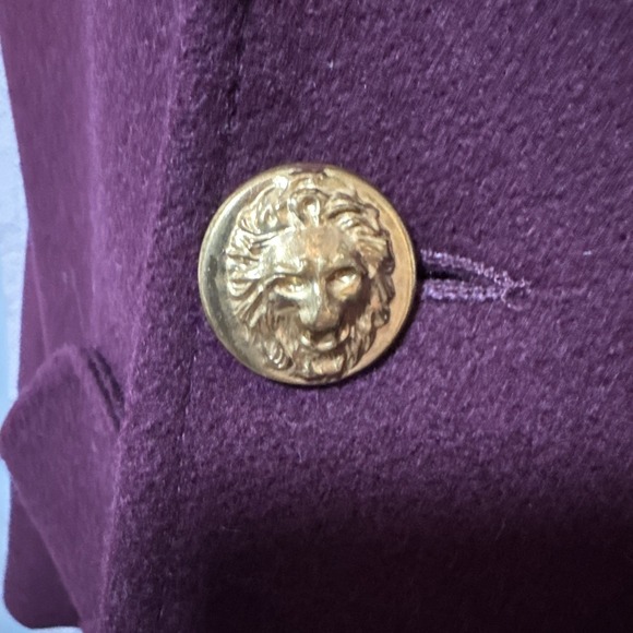 Donnybrook Maroon Long Wool Peacoat Gold Lion Buttons Size 12 Paisley Liner - Picture 3 of 13